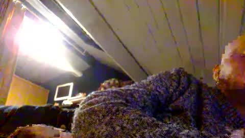 Snapshot of zolexthomas chatting on January 2025 07:04:01 PM zolexthomas online show from January 2025 07:04:01 PM