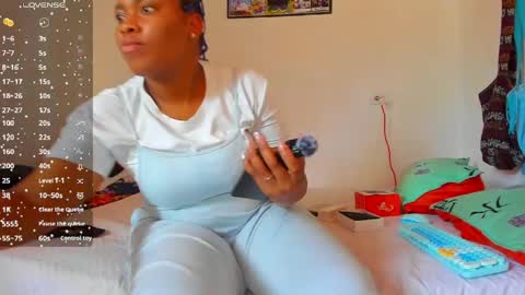 Snapshot of zoley_watson26 chatting on May 2026 06:59:01 PM Zoley Watson online show from May 2026 06:59:01 PM