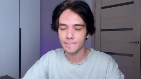 Zombdeeeee online show from July 2026 02:18:01 AM