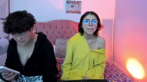 Snapshot of zooble_28 chatting on June 2026 12:55:02 PM Nick And Mia online show from June 2026 12:55:02 PM