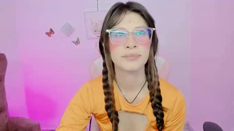 Alicie online show from October 2025 05:04:01 AM