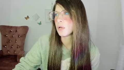 Alicie online show from December 2025 03:44:01 AM