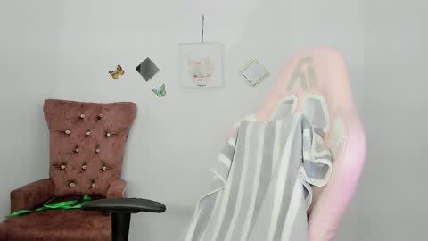 Alicie online show from December 2025 09:02:01 AM