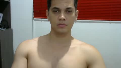 Snapshot of zoro_00 chatting on March 2026 12:12:01 AM zoro_00 online show from March 2026 12:12:01 AM
