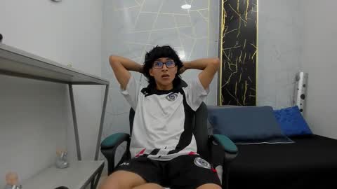     online show from October 2025 07:29:02 PM