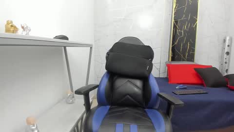     online show from November 2025 12:21:02 AM