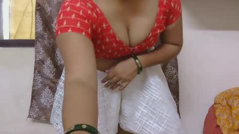 Snapshot of zoya_4u chatting on June 2026 01:46:01 PM Zoya online show from June 2026 01:46:01 PM
