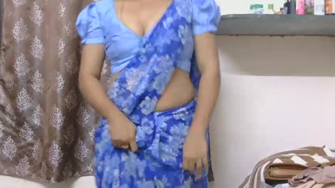 Snapshot of zoya_4u chatting on June 2026 02:05:01 PM Zoya online show from June 2026 02:05:01 PM