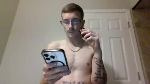 Snapshot of zsmoke20212021 chatting on December 2024 01:47:01 AM zsmoke20212021 online show from December 2024 01:47:01 AM