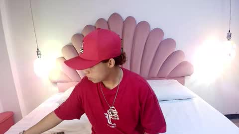 Snapshot of zukulankurozaki chatting on November 2025 03:38:01 AM Zukulan online show from November 2025 03:38:01 AM