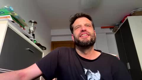 zurdineno online show from May 2026 07:26:02 AM