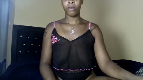 Snapshot of zurivelvetstudio chatting on May 2026 09:50:01 AM zurivelvetstudio online show from May 2026 09:50:01 AM