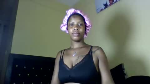 Snapshot of zurivelvetstudio chatting on May 2026 05:27:02 AM zurivelvetstudio online show from May 2026 05:27:02 AM