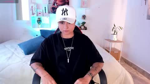 Zury Ramirez online show from March 2026 07:19:01 PM