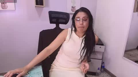 Zuzana21 online show from April 2026 01:07:01 AM