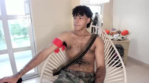 zyan_moreno online show from October 2025 08:31:01 PM