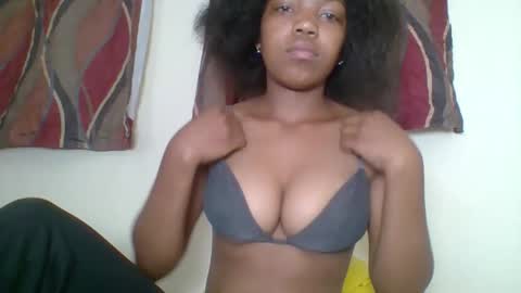Snapshot of zyraelle_01 chatting on April 2026 02:51:02 AM zyraelle_01 online show from April 2026 02:51:02 AM
