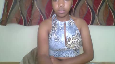 Snapshot of zyraelle_01 chatting on April 2026 08:57:02 PM zyraelle_01 online show from April 2026 08:57:02 PM
