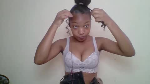 Snapshot of zyraelle_01 chatting on May 2026 11:49:01 AM zyraelle_01 online show from May 2026 11:49:01 AM