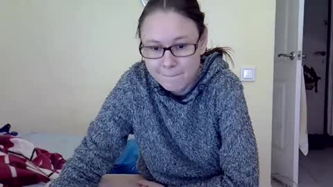 Zyuhre online show from October 2025 12:03:02 PM
