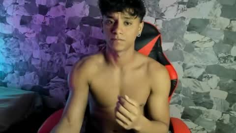 Snapshot of zyzz_1812 chatting on May 2026 04:20:02 AM zyzz_1812 online show from May 2026 04:20:02 AM