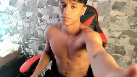 Snapshot of zyzz_1812 chatting on May 2026 07:08:01 PM zyzz_1812 online show from May 2026 07:08:01 PM
