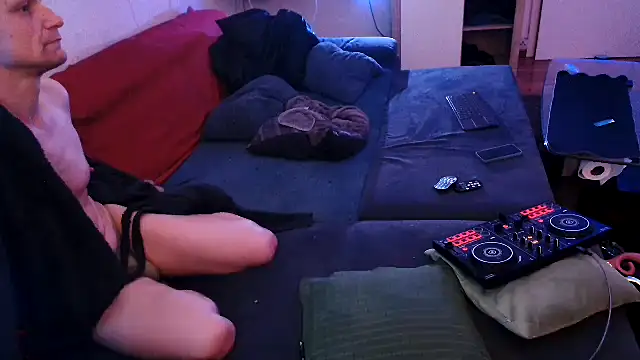 davidgntxxxxx online show from April 2026 01:42:02 AM