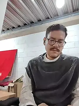 AndyHepburn online show from October 2025 02:46:01 PM