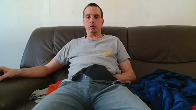 cloupefun online show from October 2025 11:51:02 AM