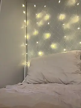 angelmommu online show from February 2026 02:48:01 PM