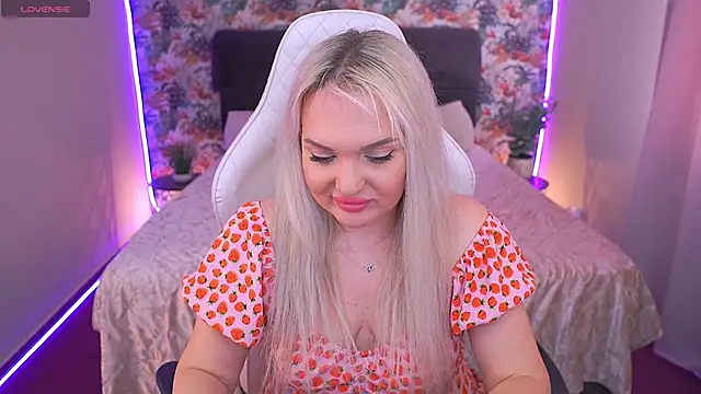 MissyMartinez online show from April 2026 07:52:01 AM