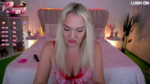 Snapshot of MissyMartinez chatting on June 2026 03:49:02 PM MissyMartinez online show from June 2026 03:49:02 PM