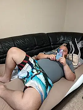 genderfluidco2 online show from February 2026 11:29:02 AM