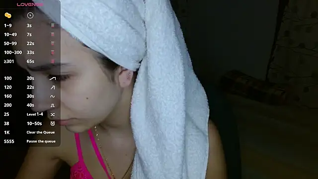 mia  lopez  online show from December 2024 11:19:02 PM