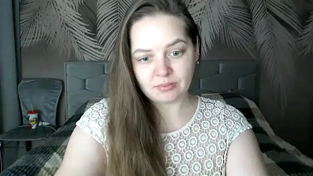 uliastar online show from December 2024 07:08:01 AM