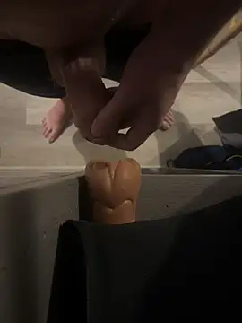 Nolaquepassa2 online show from March 2026 12:48:02 AM