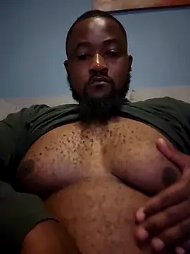 Snapshot of douksm chatting on April 2026 08:17:01 PM douksm online show from April 2026 08:17:01 PM