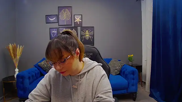 Katewalker  online show from January 2025 06:09:02 PM