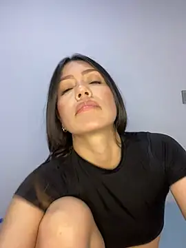 martina contreras online show from December 2024 06:09:02 AM