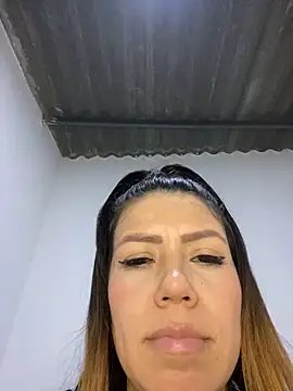 martina contreras online show from January 2025 06:29:01 AM