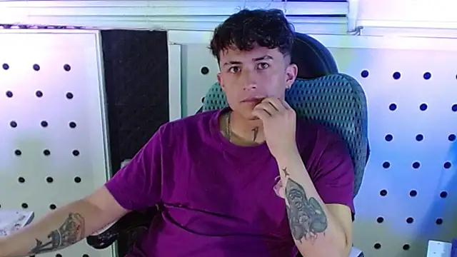 Darko0717 online show from September 2025 01:17:01 AM