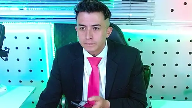 Darko0717 online show from December 2025 12:55:01 PM