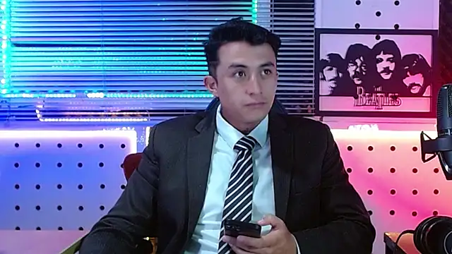 Snapshot of Darko0717 chatting on June 2026 01:34:02 PM Darko0717 online show from June 2026 01:34:02 PM