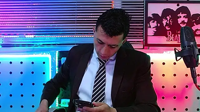 Snapshot of Darko0717 chatting on July 2026 12:25:01 PM Darko0717 online show from July 2026 12:25:01 PM