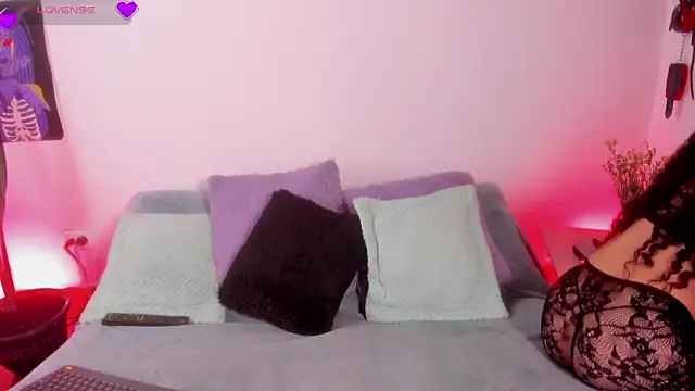 Cata green online show from April 2026 07:15:01 PM