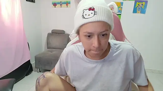 MommyMiaWs online show from February 2026 02:35:01 PM