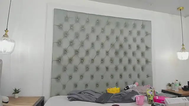 anette cooper online show from January 2026 03:42:02 AM