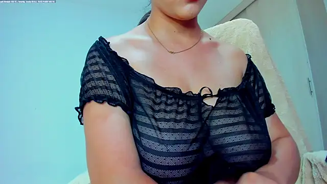 monica little23 online show from April 2026 08:43:01 PM