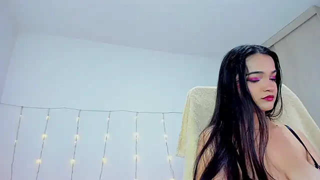 Snapshot of monica_little23 chatting on July 2026 07:13:02 PM monica little23 online show from July 2026 07:13:02 PM