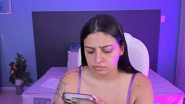 kylie reyes online show from January 2025 08:42:01 PM